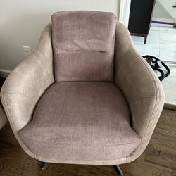 Single Accent Chair / Armchair – Clean, Comfortable & Modern