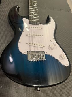 Short Scale Guitar (details in description)