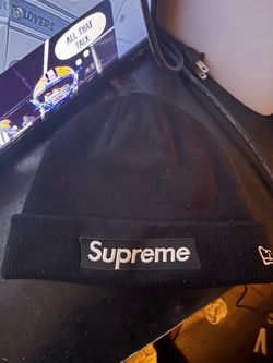Supreme x New Era Box Logo Beanie