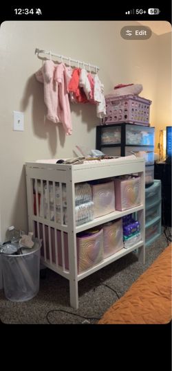 Changing table with pad and cover
