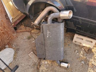 Nissan 300 xl muffler with chrome tips. Exhaust