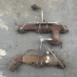 Chevy 305/350 Exhaust Manifolds.