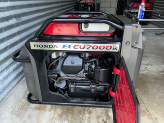 Honda EU7000is — QUIETEST 7000W Generator Made | Electric Start | $2,500 (Retail $5K+)