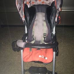 Nice fold up stroller only $35 firm