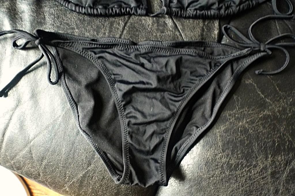 NWOT - Black String Bikini Bottoms, Size L