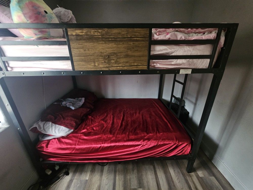 Bunk Bed With Full Size Matress