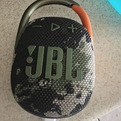 JBL CLIP 4