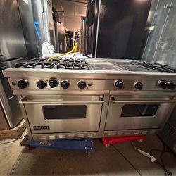 Viking 60” gas range