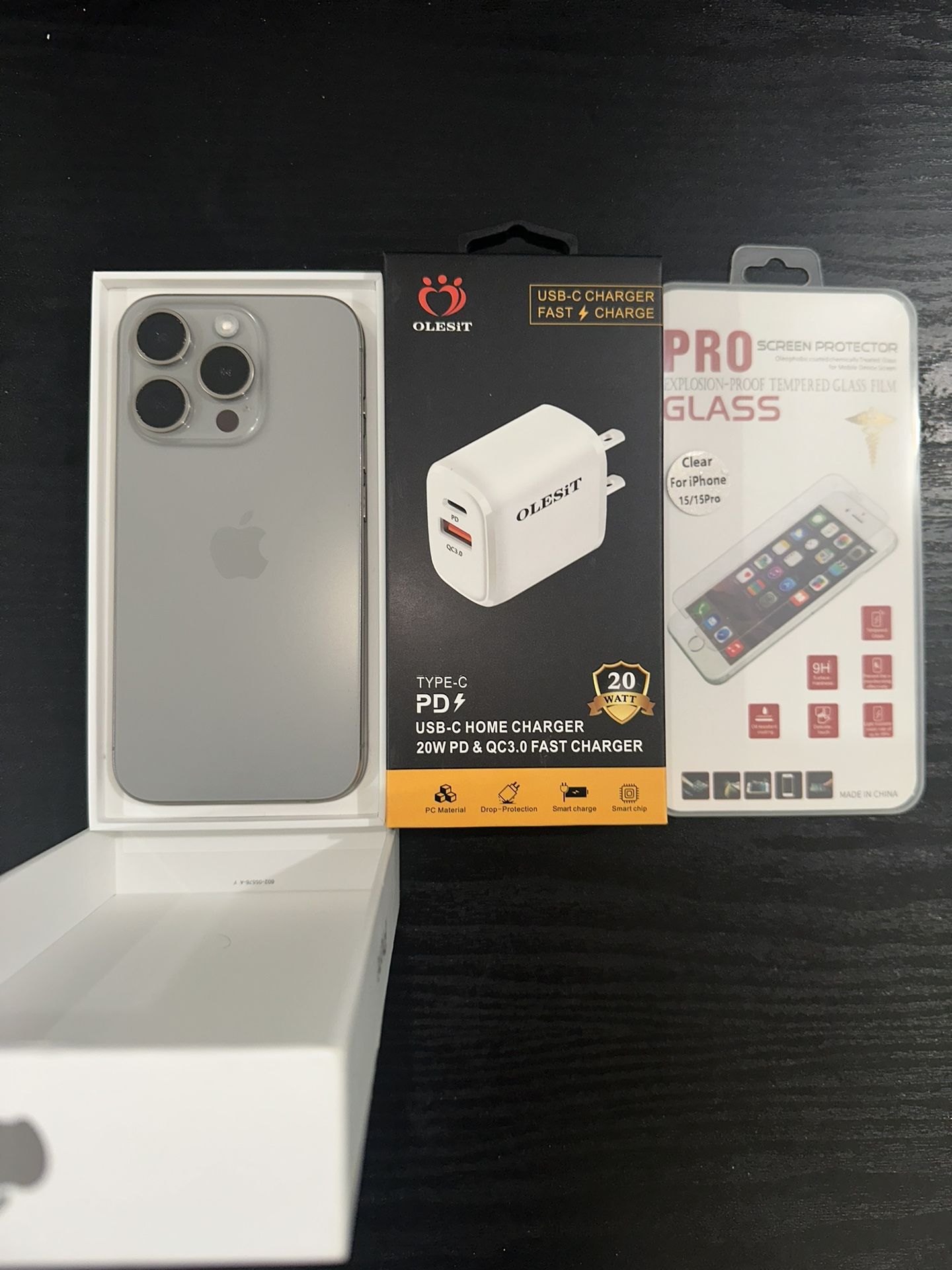 15 Pro 1TB Has Sim Card Slot This Is Better Than ESIM Like New Good Condition 1 TB  Tempered Glass And Charger Block Included 