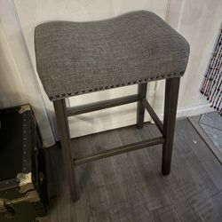 Single Bar Stool