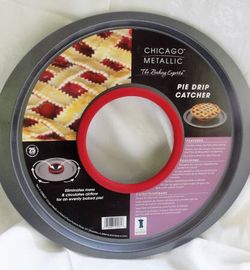 Chicago Metallic Pie Drip Catcher, 13.5-Inch -GREAT ADDITION TO KITCHEN: The Chicago Metallic Pie Drip Catcher can be used by anyone. The pie drip ca