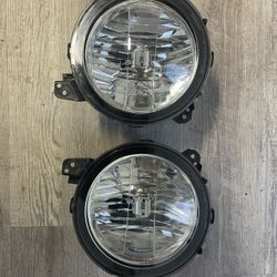 Jeep Wrangler Headlights OEM