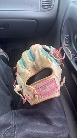 heart of the hide Rawlings baseball glove