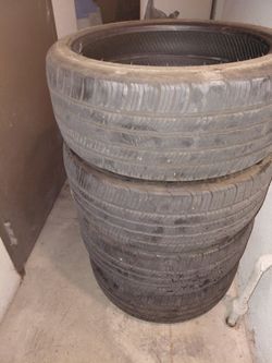 Set of 4 Used Car Tires