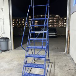 Shop Ladder