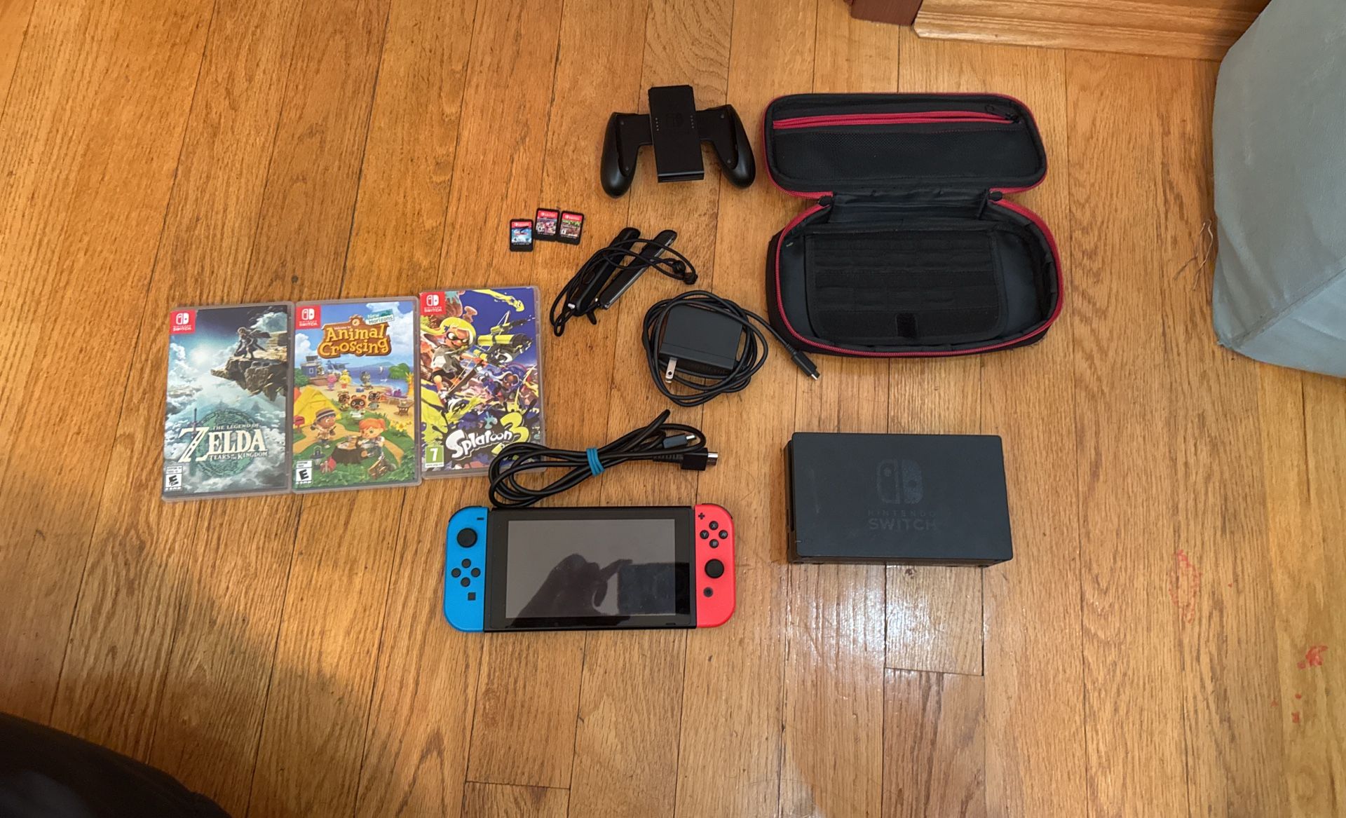 Nintendo switch with six games