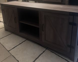 Furniture With Quartz