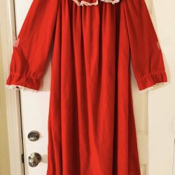 Cute Vintage 1960s, 1970s Red Full Length Nightgown