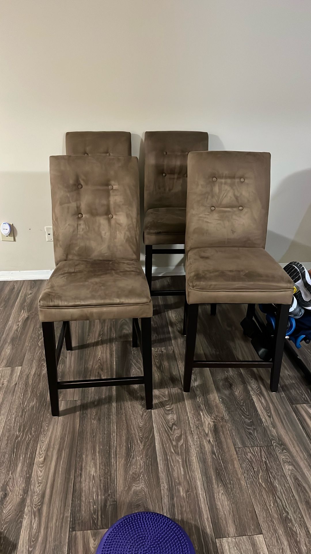 Beautiful Bar Stools X4