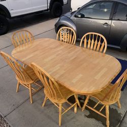 4/6 Person Hardwood Dining Table