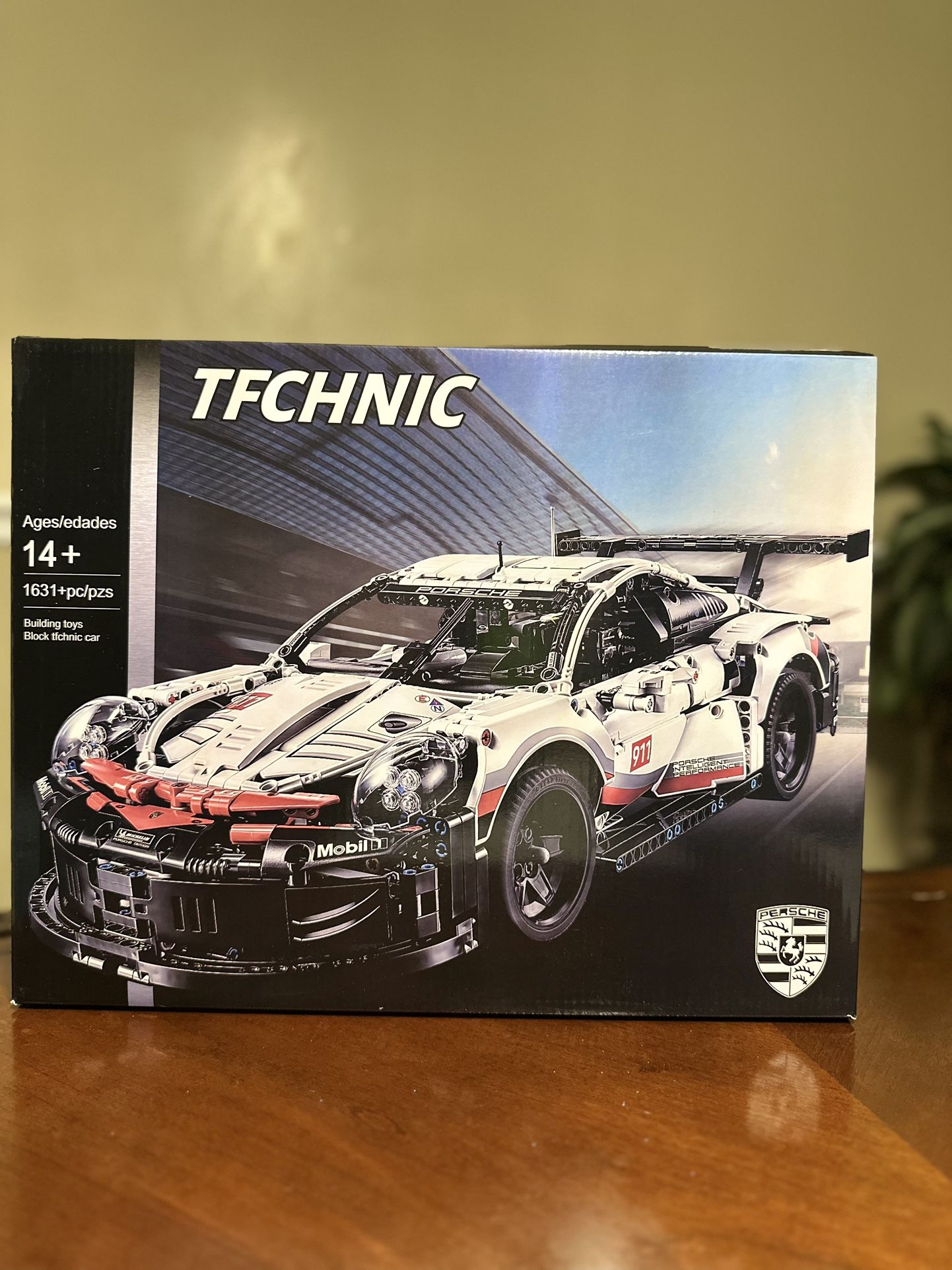 Lego Technic Porsche 911 RSR
