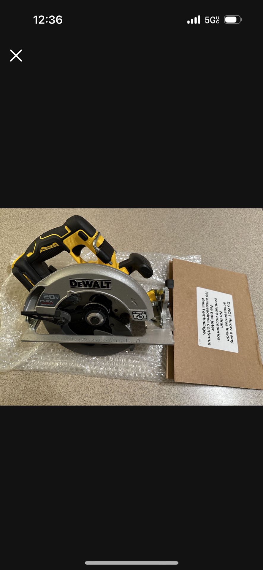Brand new Dewalt 20V/Flex 7 1/4 circular saw, tool only