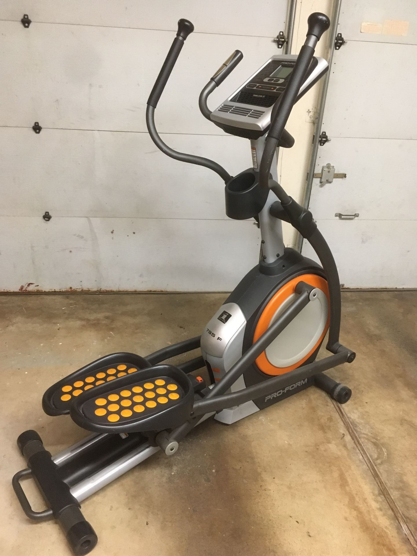 Precor 785F Elliptical Trainer With Heart Rate Monitoring for Sale