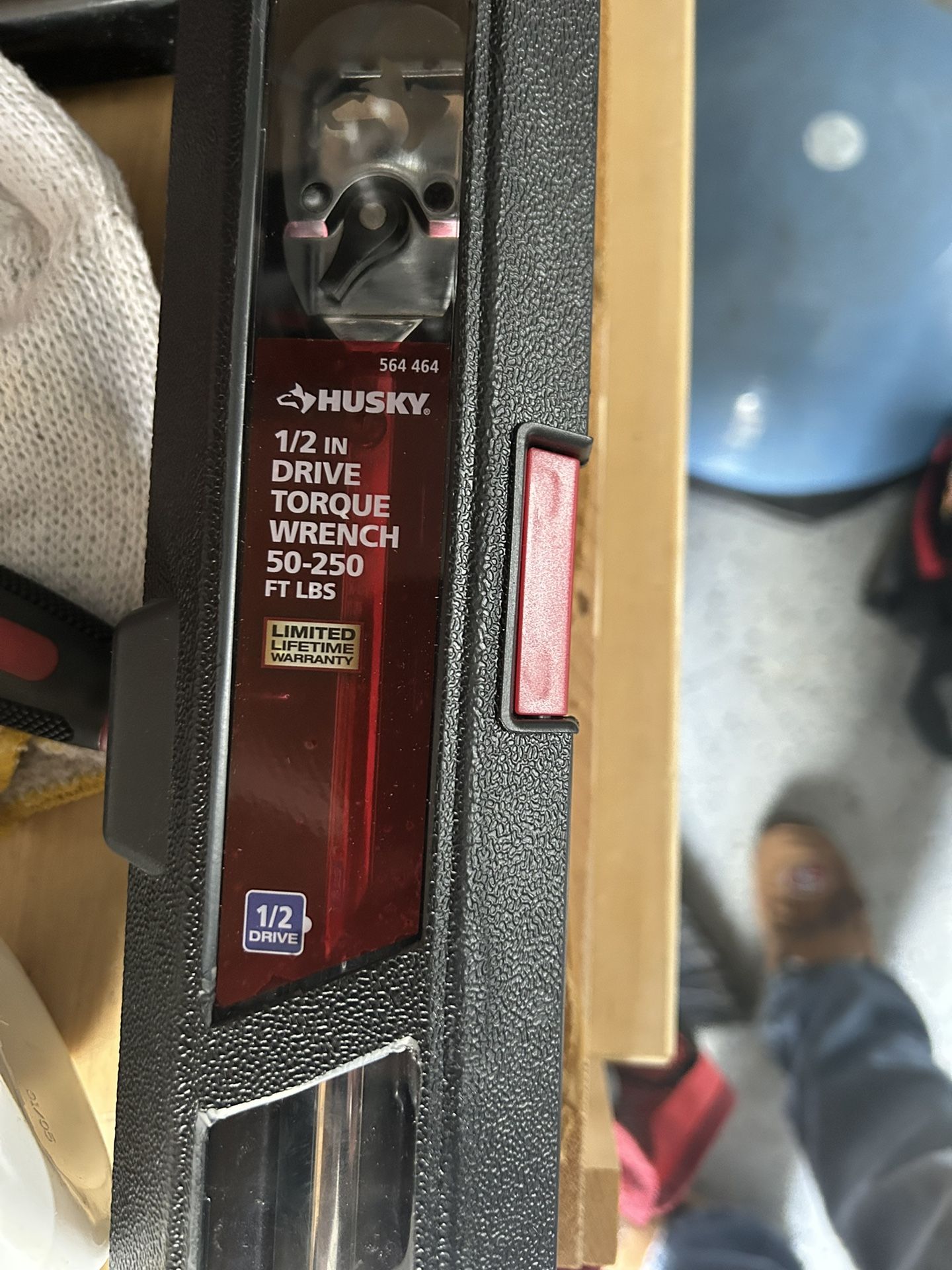 Husky 1/2 In & 3/8 In Torque Wrenches