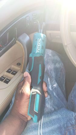 Markita cordless ratchet