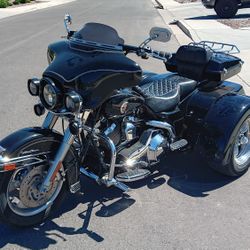 2004 HARLEY DAVIDSON Ultra classic trike