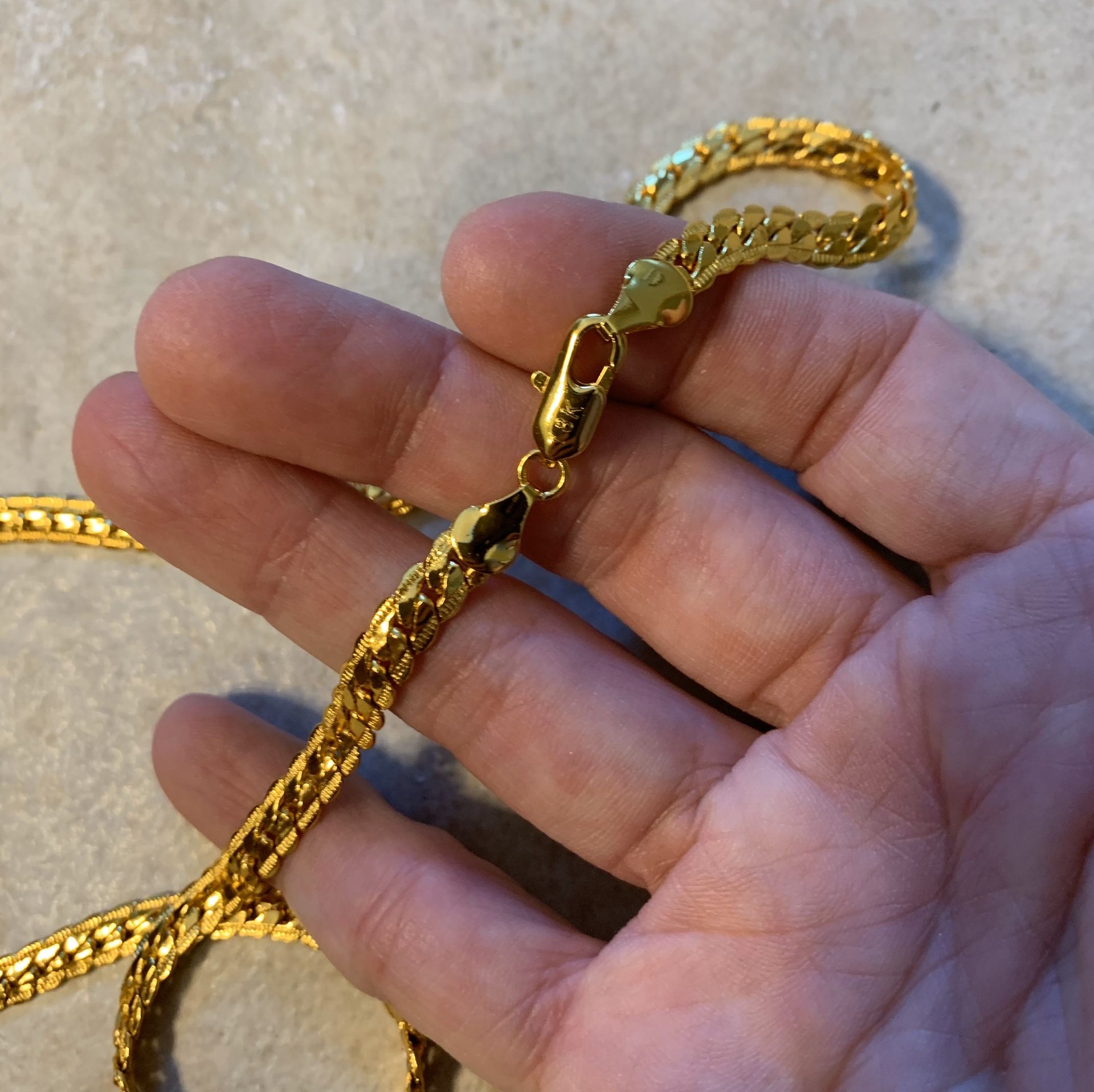 New 18K unisex gold FILLED chain 20”