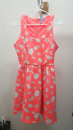 Women's dress size medium $5