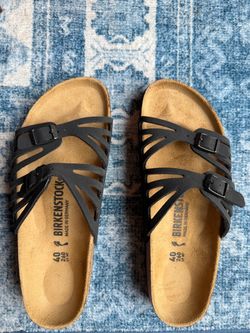 Birkenstock Granada Women’s size 40 Black New Without Tags Never Worn