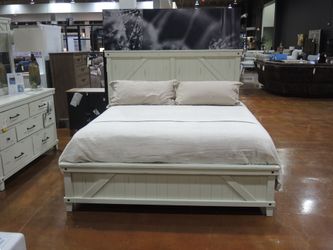 Spruce Creek White King Panel Bed - Distressed White | Headboard