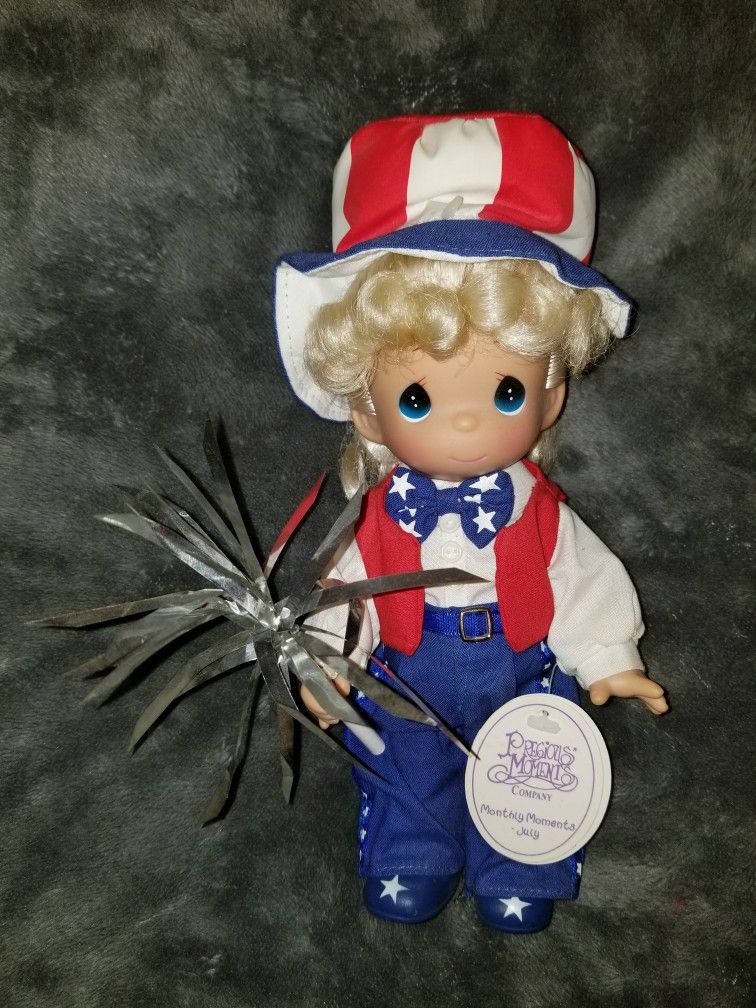2002 Precious Moments 10" Monthly Moments July All American Patriotic Collectible Doll.