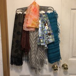 Lot of shawls and scarfs, purse scarfs, cover-ups
