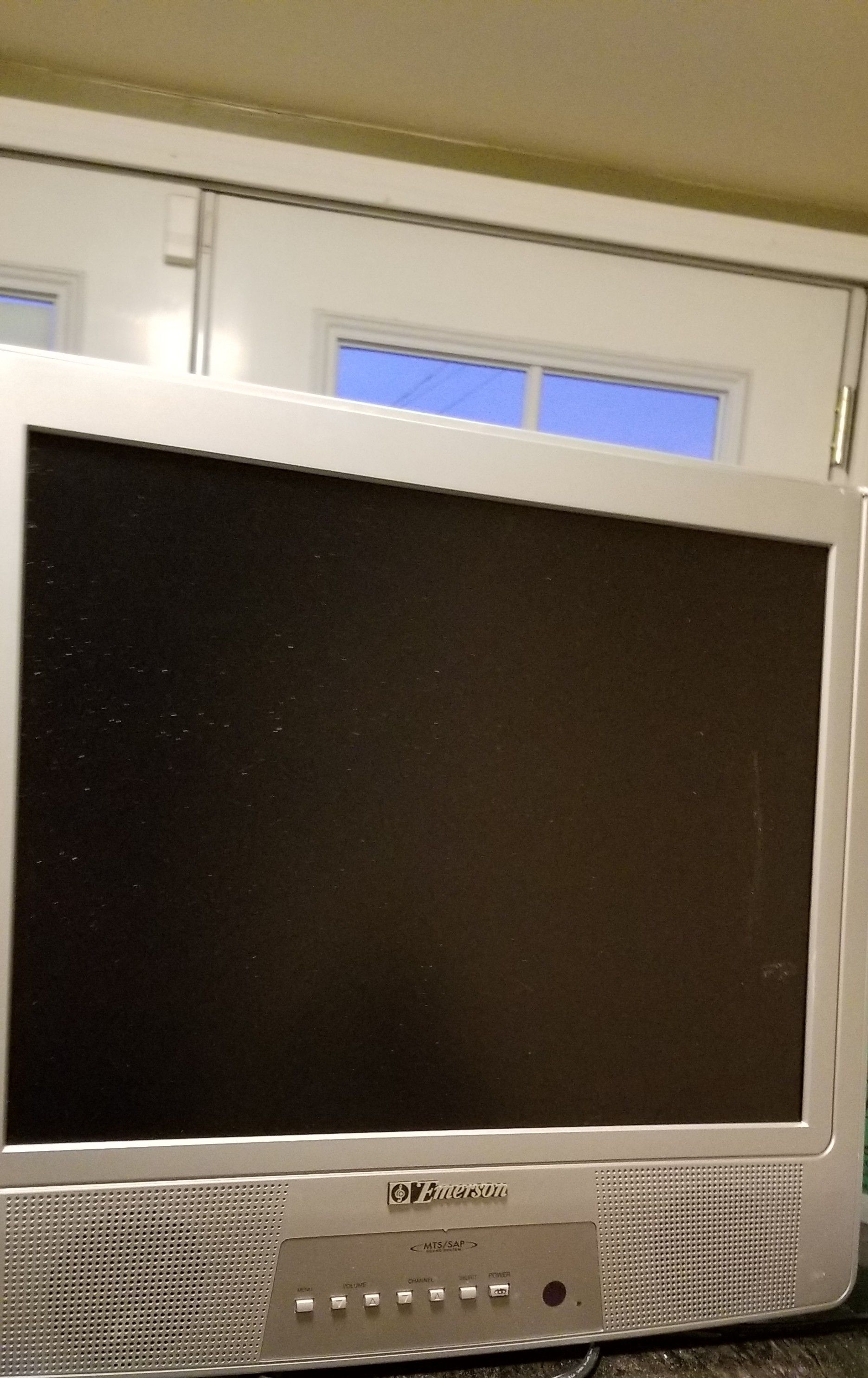 Emerson 13 inch LCD TV