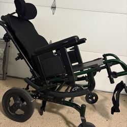 Reclining Positions Wheelchair 