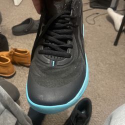 Lamelo's For Sale No Box  Pay For Shipping Negotiable 