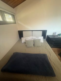 King Sized Mattress and Pillows