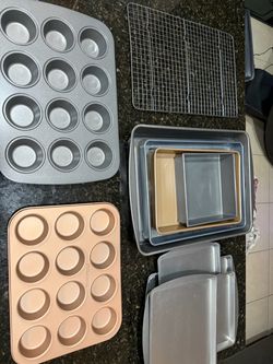 Bakeware Set – Pans, Muffin Tins & Cooling Rack