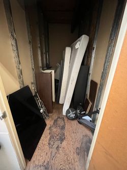 Bed frame, Tv, surround sound, household items