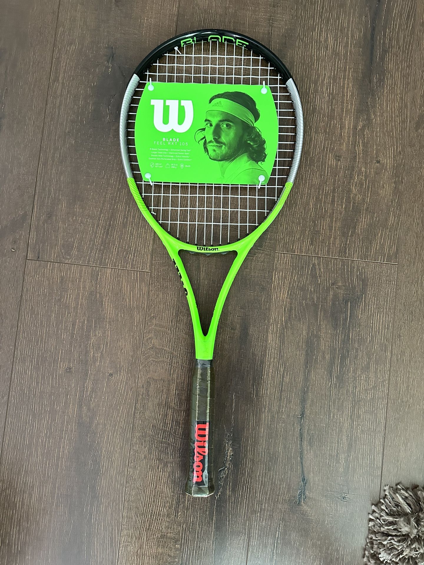 Wilson Blade Feel RXT 105 Tennis Racket