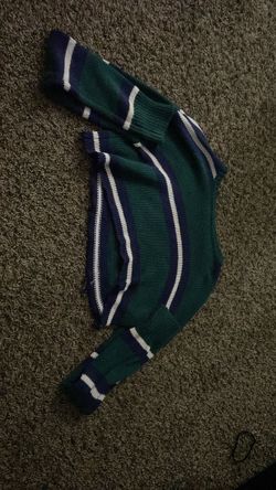 Sky And Sparrow Green Striped Cropped Shirt. Size S