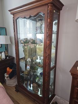 Curio cabinet