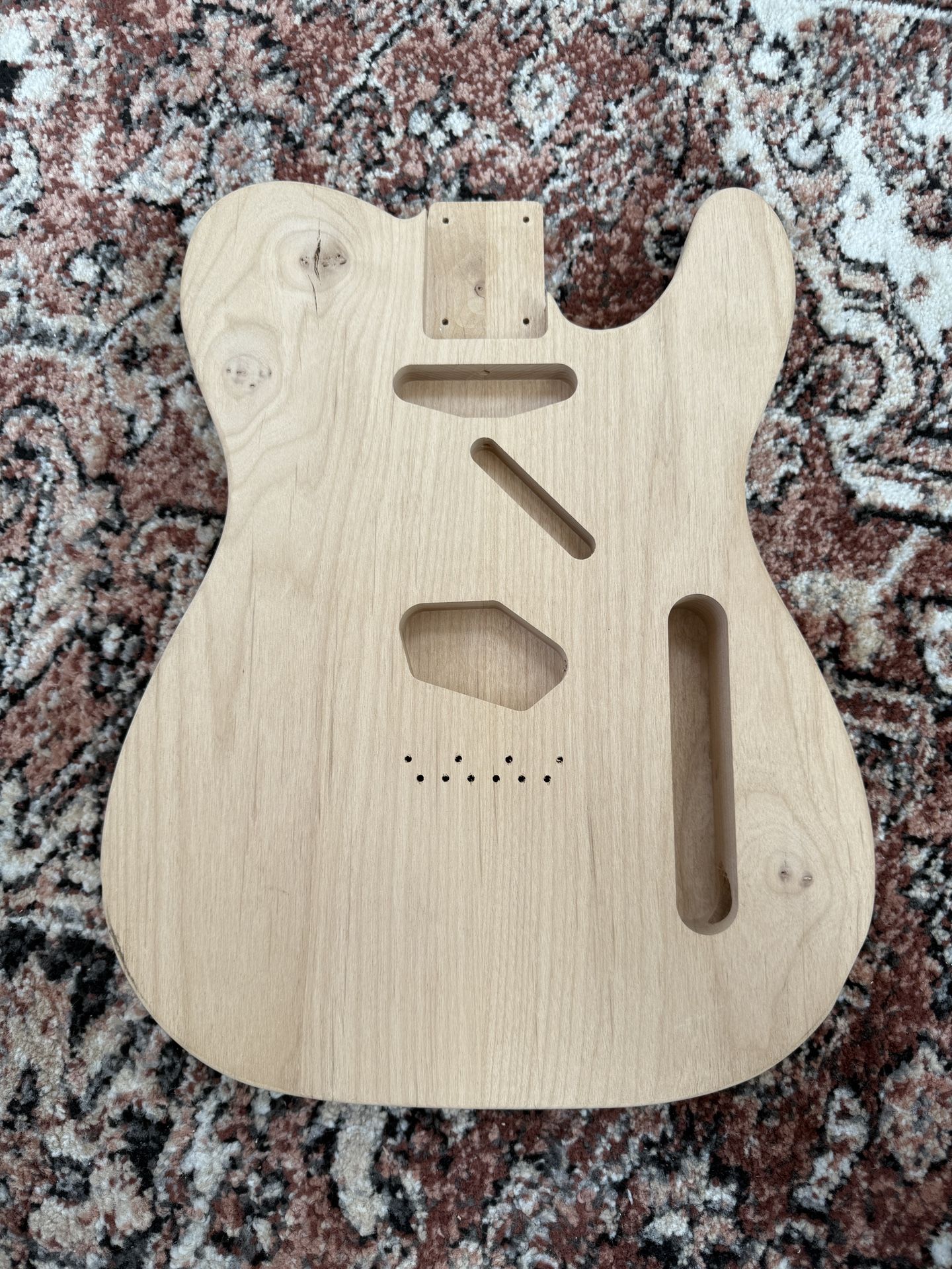 Tele body