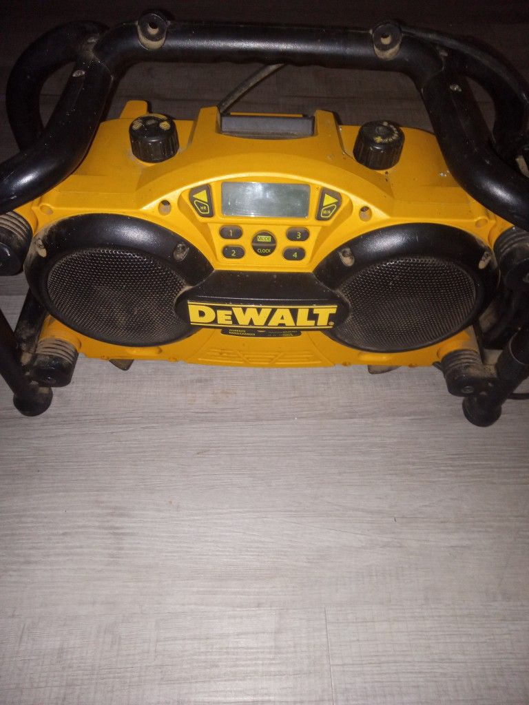 Dewalt Worksite Radio