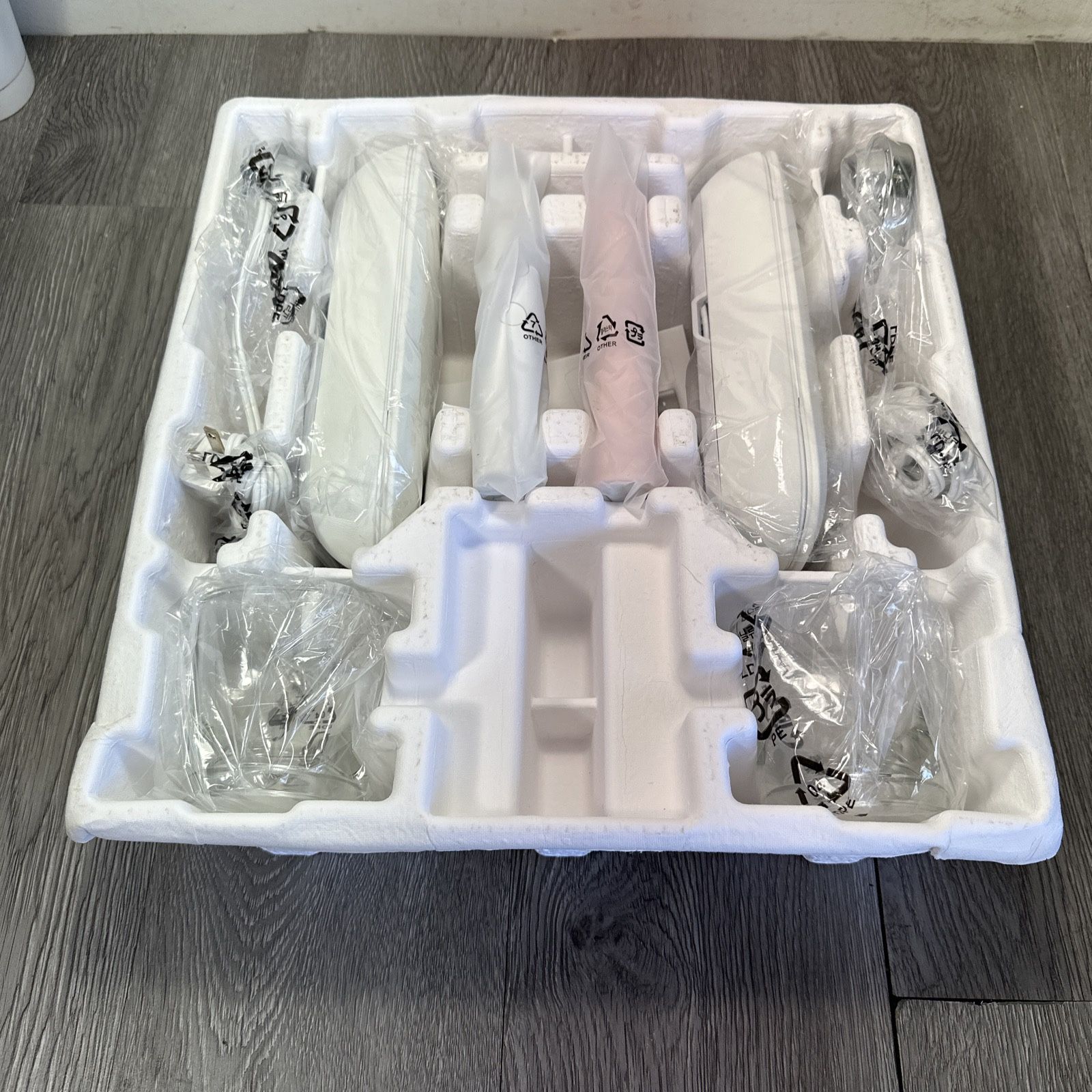 PHILIPS SONICARE BLUETOOTH 9000 DIAMONDCLEAN ELECTRIC TOOTHBRUSH 2Pack No Brush