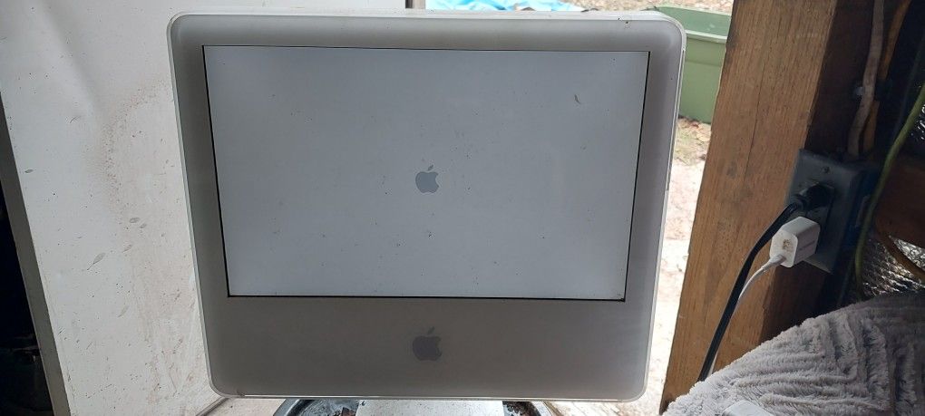 Apple All In One Computer
