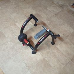 i-Force Inertial Cycling Trainer
